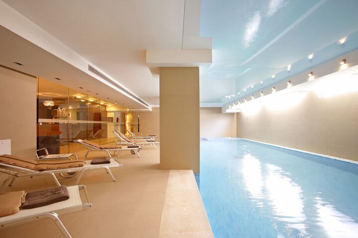Pool 36 of 60
