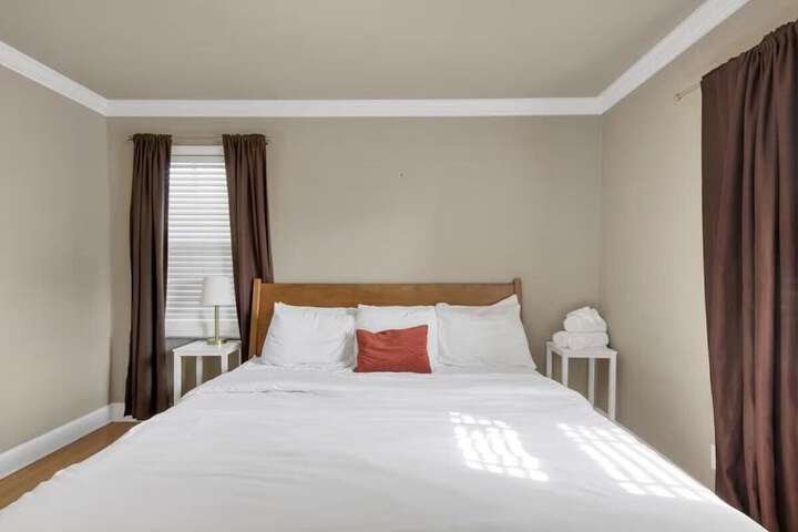 Room 1 of 13