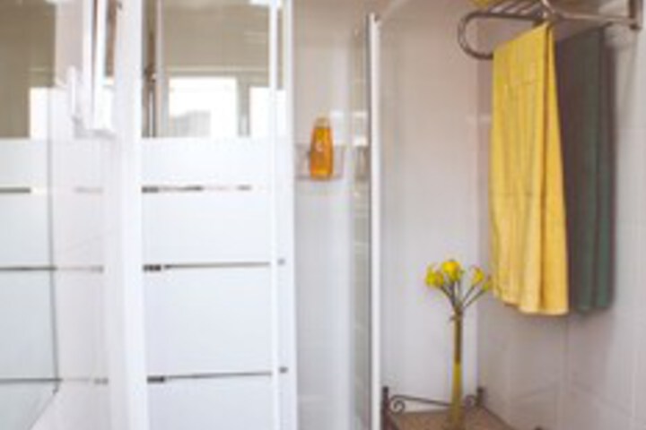 Room 4 of 35