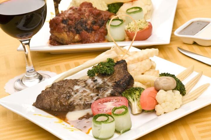 Dining Photos