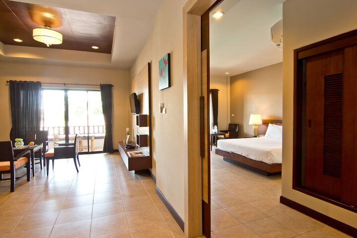 Room 7 of 36
