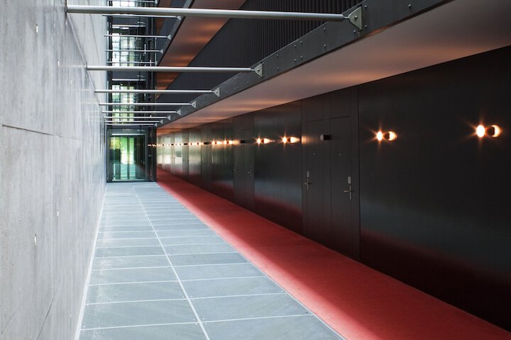 Ballroom/Hall 29 of 36