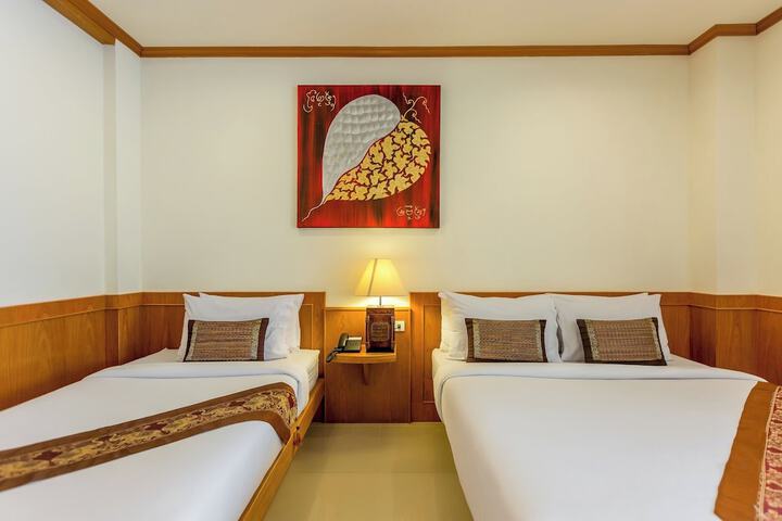 Room 13 of 53