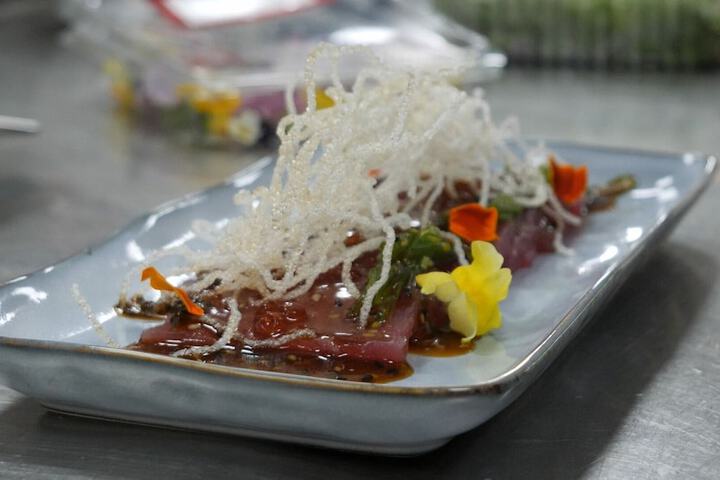 Dining 54 of 77