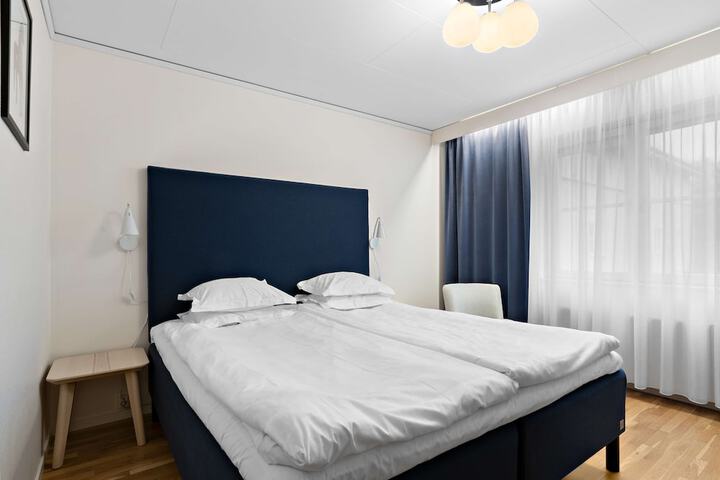 Room 10 of 87