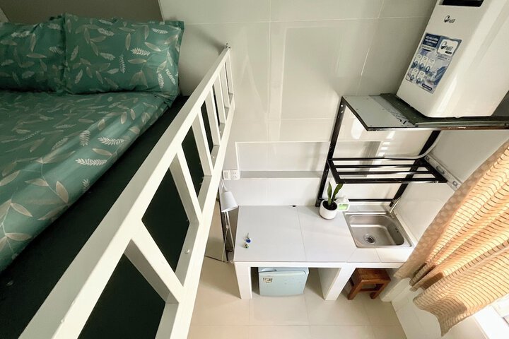 Room 5 of 21
