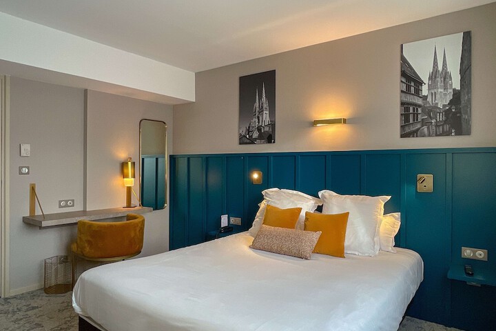 Room 4 of 34