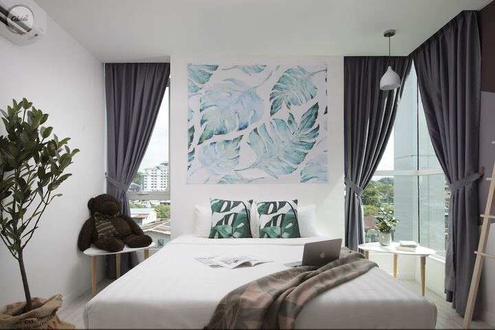 Room 2 of 35