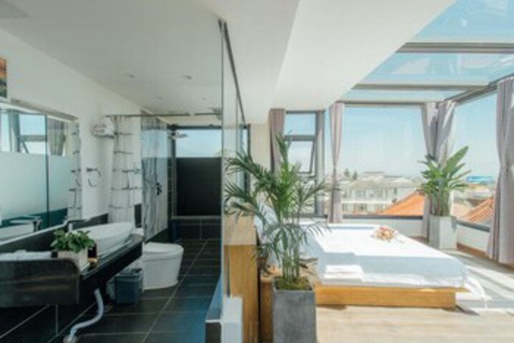 Room 3 of 45