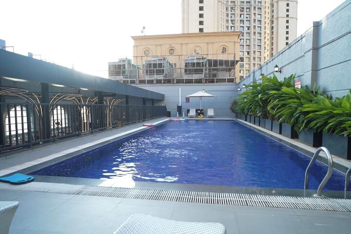 Pool 16 of 44