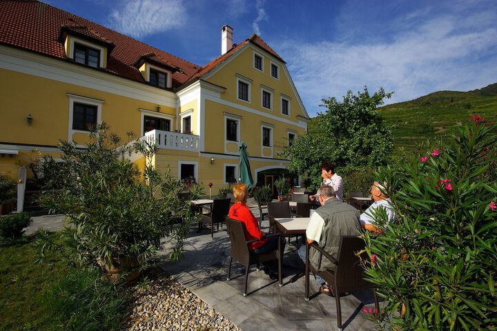 Hotel Weinberghof &  Weingut Lagler in Spitz