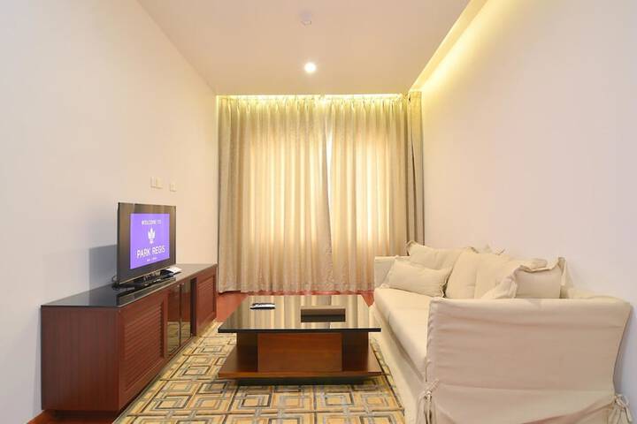 Room 10 of 81