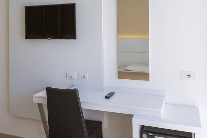 Minibar