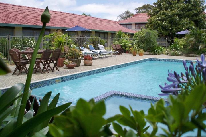 Pool Hotel