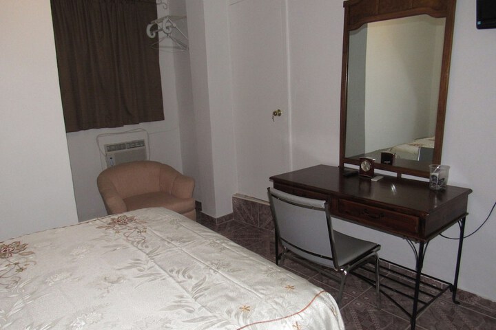 Room 12 of 31