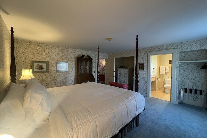 Room 14 of 84