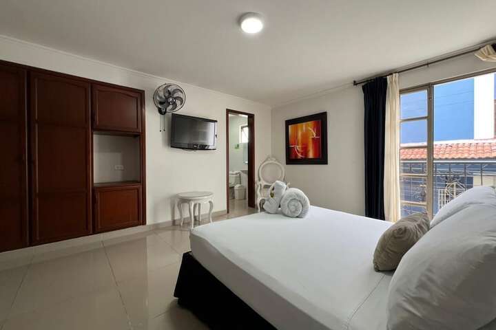 Room 15 of 61