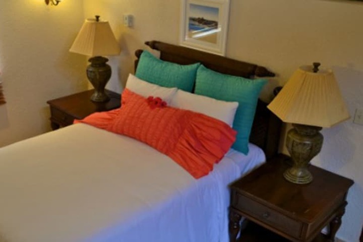 Room 10 of 172