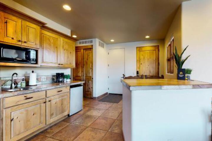 Entrada Studio #401 in Santa Clara, UT