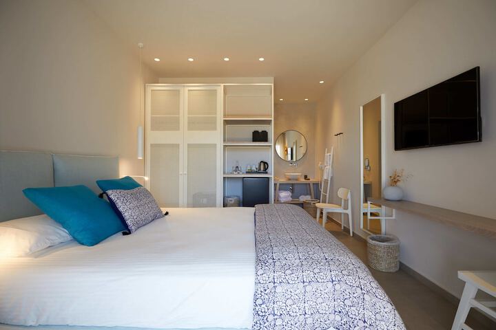 Room 3 of 188