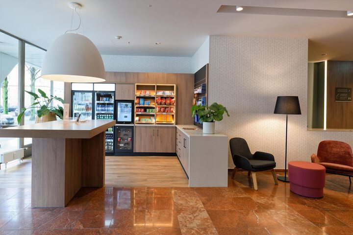 Guest Lobby