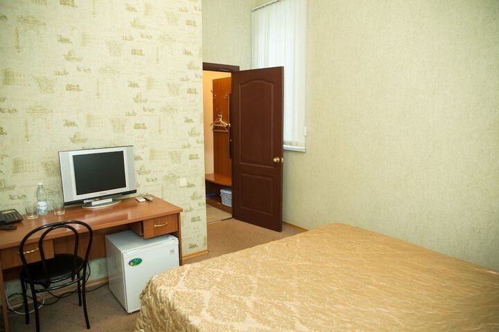 Room 14 of 40