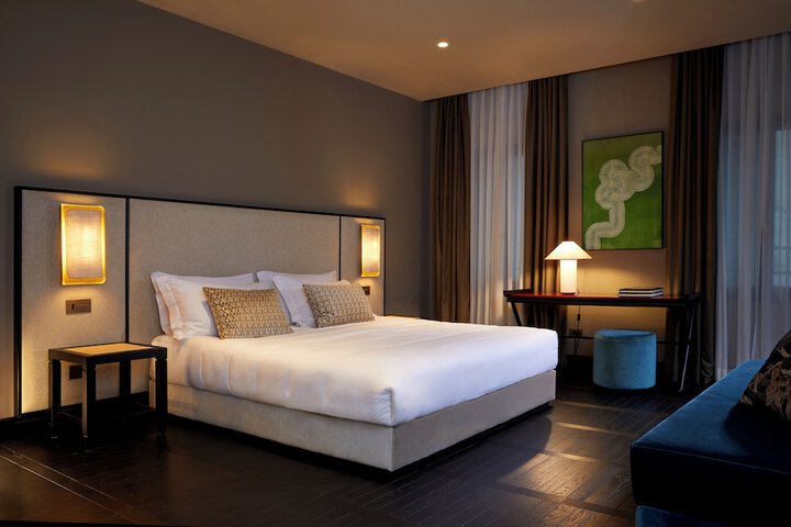 Room 31 of 60