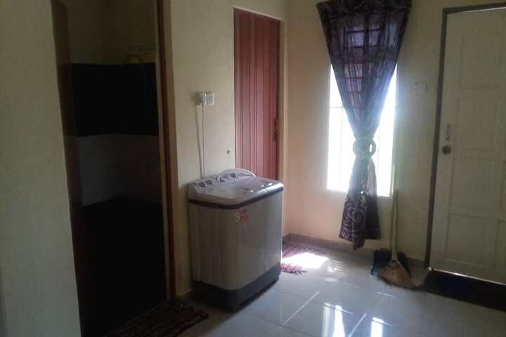 Room 14 of 42