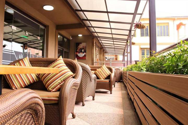 Hotel 60 of 61