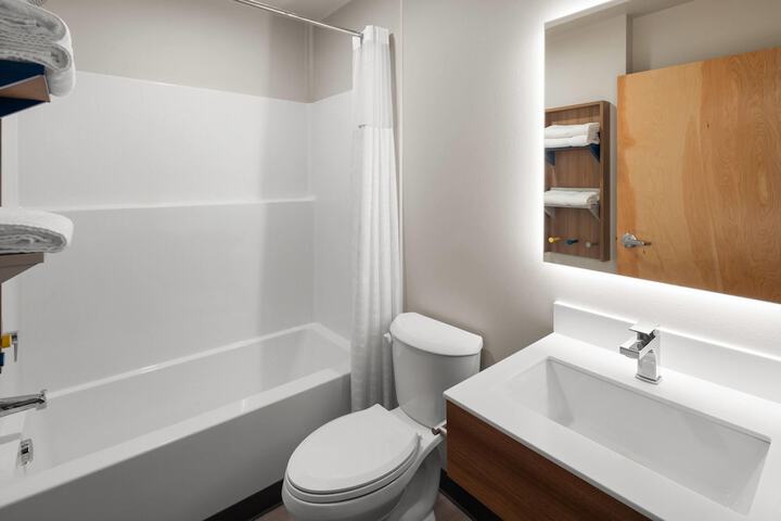 Room 21 of 40