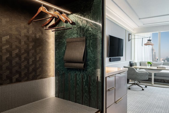 Room 15 of 119