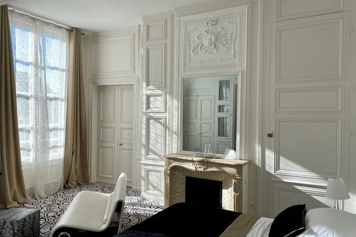 Room 6 of 40