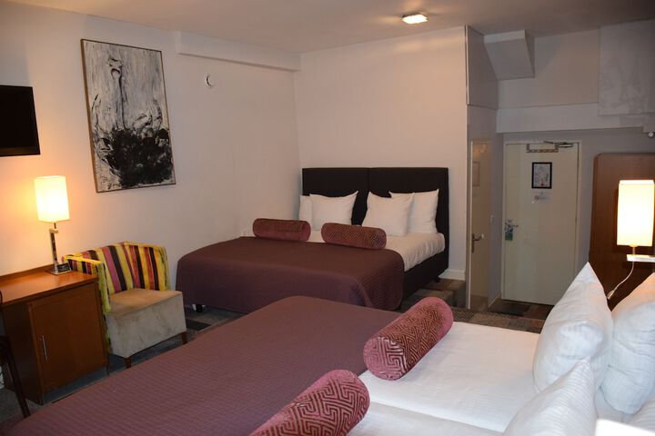 Room 19 of 50
