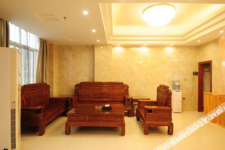 Hotel Interior 8 of 17