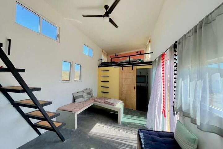 Room 10 of 53