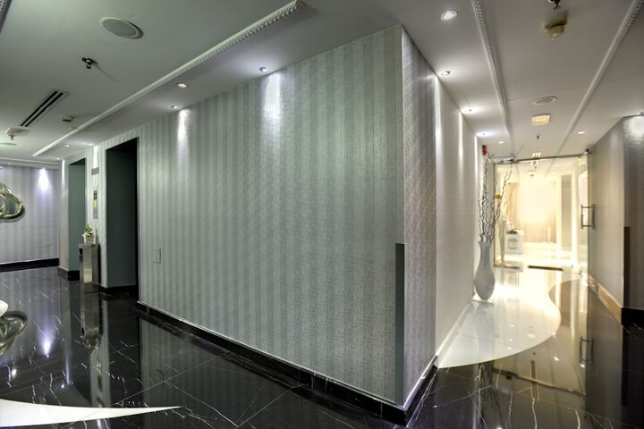 Ballroom/Hall 33 of 36