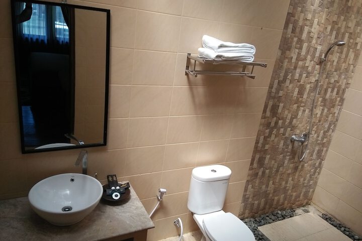 Room 124 of 184