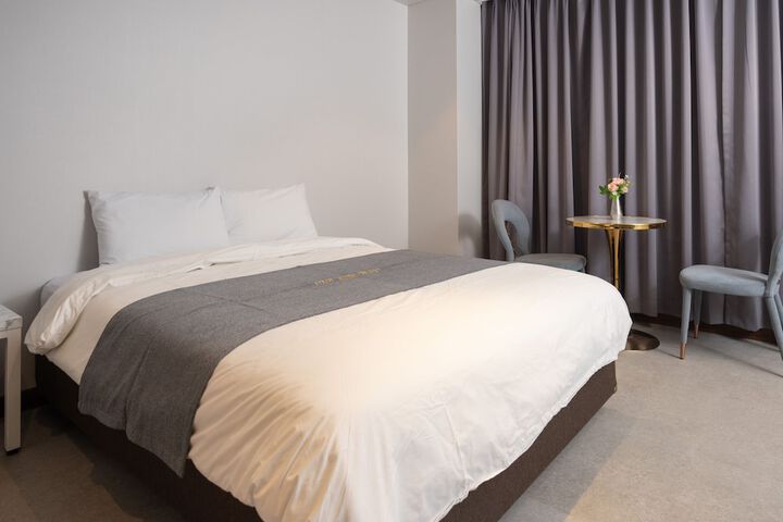 Room 3 of 23