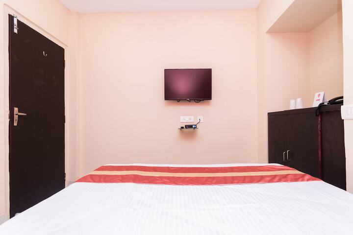 Room 4 of 22
