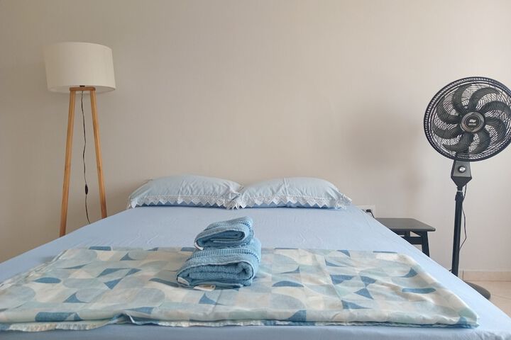 Room 5 of 28