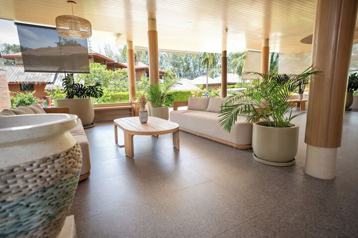 Hotel Interior 6 of 140