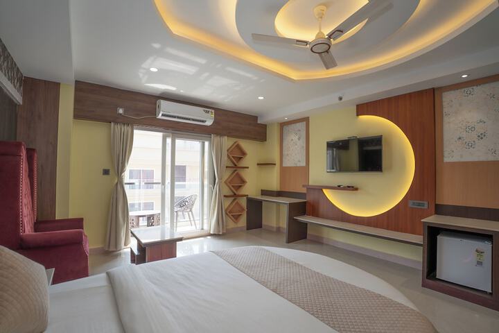 Room 56 of 174