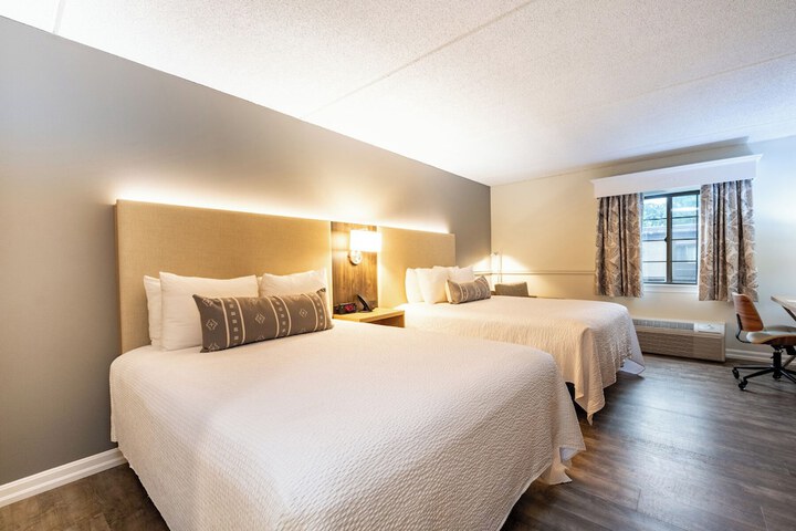 Room 46 of 108