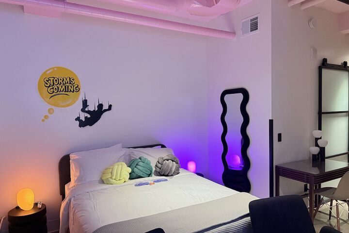 Room 26 of 92