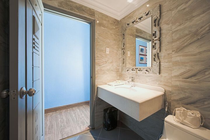 Bathroom Vanities