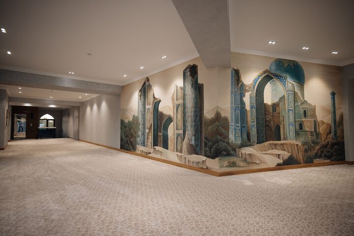 Ballroom/Hall 68 of 77