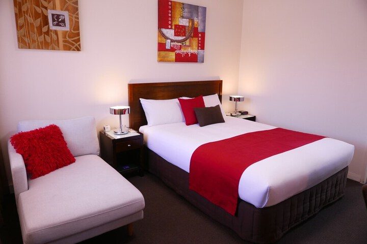 Room 7 of 43