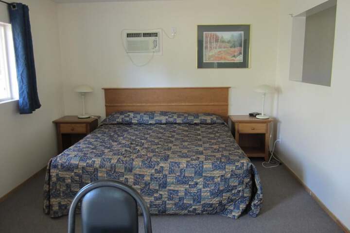 Room 10 of 69