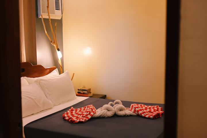 Room 35 of 203