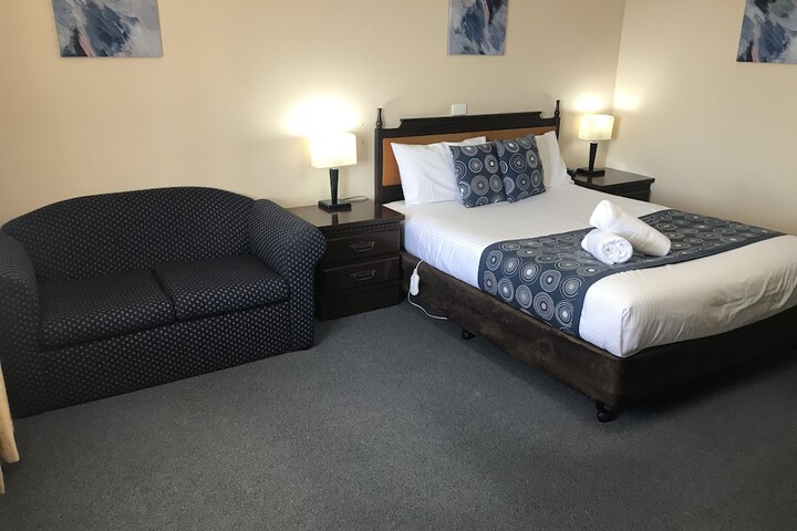 Room 37 of 79